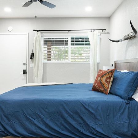 The Rae | Sequoia Motel Rm 5 Three Rivers Extérieur photo